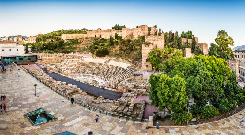 Roman Theater och Alcazaba citadell i Malaga Spanien royaltyfria foton Roman Theater och Alcazaba citadell i Malaga Spanien royaltyfria foton
