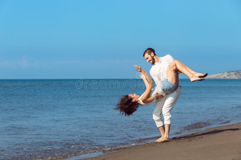 Romance On Vacation Couple In Love On The Beach Flirting Stock Image Image Of Flirting Ocean