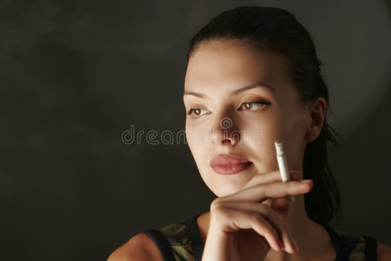 Shooting Photo Femme Glamour : Guide Et Conseils Poses