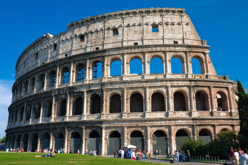 Poderoso en Roma.