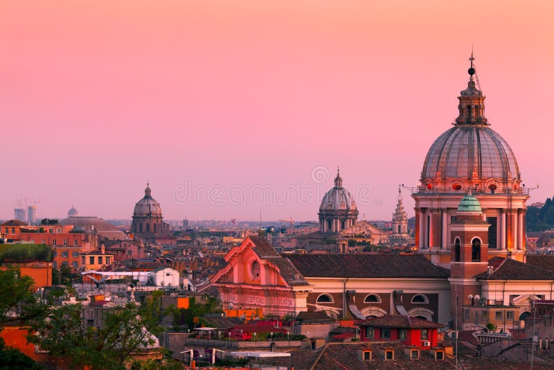 Roma sul crepuscolo.