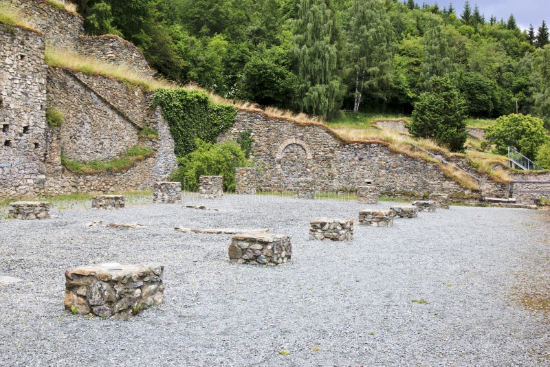 Romerska utgrävningar i Magdalensberg, Carinthia arkivfoto Romerska utgrävningar i Magdalensberg, Carinthia arkivfoto