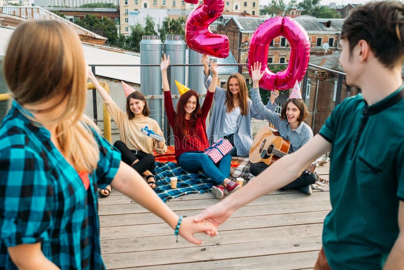 Unexpected event. Партия-сюрприз. Friends Unity. Roof Party.