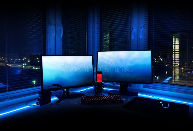 Tưởng tượng một phòng với đèn Neon và khu vực chơi Game thật đặc biệt. Ảnh chụp nội thất này sẽ mang đến cho bạn cảm giác lạc vào một thế giới game thực sự và hòa mình vào những trận đấu đầy thú vị.