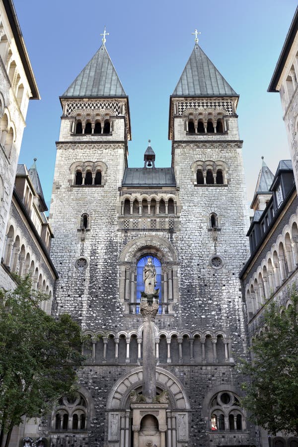 St. Mary Onze Dame Church Berlin Kreuzberg royalty-vrije stock afbeelding St. Mary Onze Dame Church Berlin Kreuzberg royalty-vrije stock afbeelding