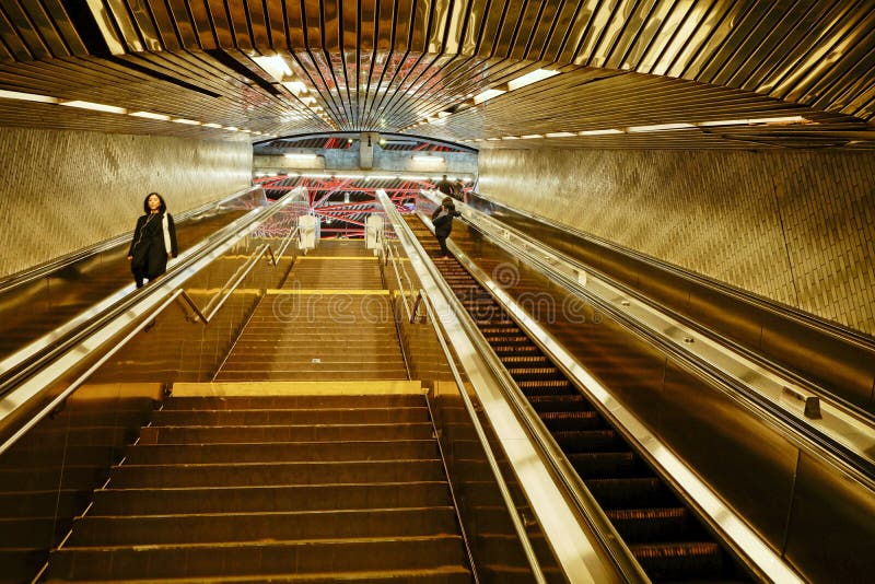 Roosevelt Island Subway, Stad -7 van New York royalty-vrije stock foto Roosevelt Island Subway, Stad -7 van New York royalty-vrije stock foto