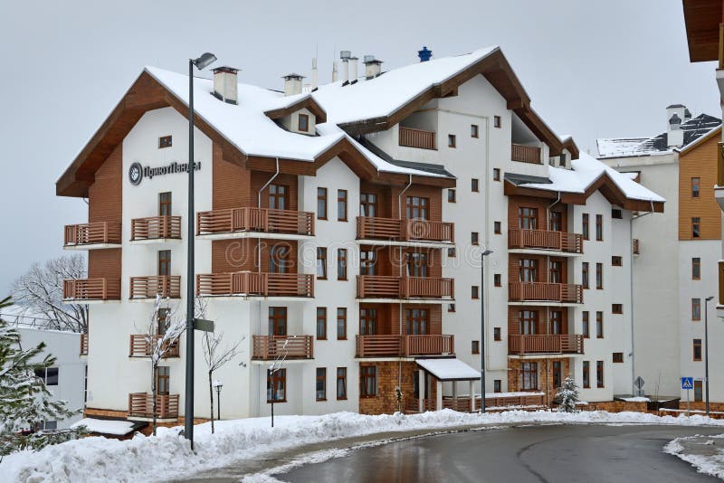 Rosa Khutor, Sotchi, Russie, janvier, 26, 2018 E photo libre de droits Rosa Khutor, Sotchi, Russie, janvier, 26, 2018 E photo libre de droits