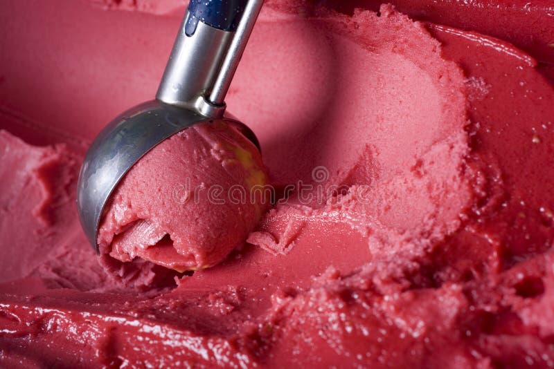Rosafarbene Eiscreme lizenzfreies stockbild Rosafarbene Eiscreme lizenzfreies stockbild