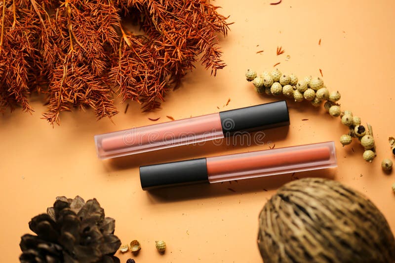 Rossetti variopinti di modo, trucco professionale e bellezza Lipsti fotografia stock libera da diritti Rossetti variopinti di modo, trucco professionale e bellezza Lipsti fotografia stock libera da diritti