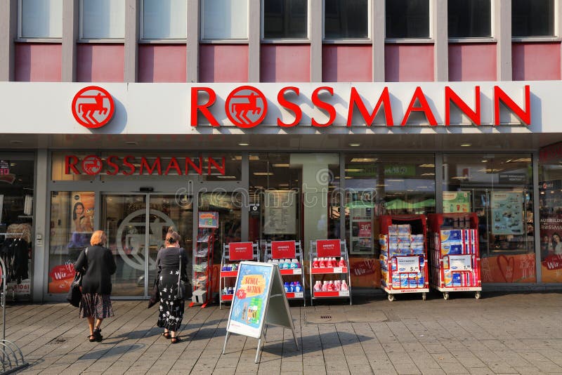 Loja de Rossmann imagem de stock editorial. Imagem de polônia - 44644729