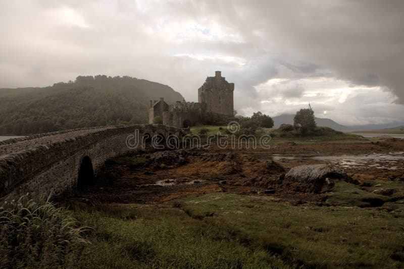 Roszuje hdr ciemnego donan eilean wizerunek obrazy stock