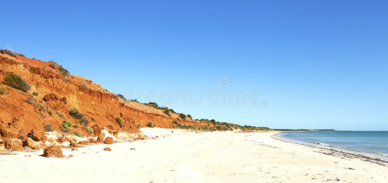 Rote Täuschung an der Flaschen-Bucht lizenzfreie stockfotos Rote Täuschung an der Flaschen-Bucht lizenzfreie stockfotos