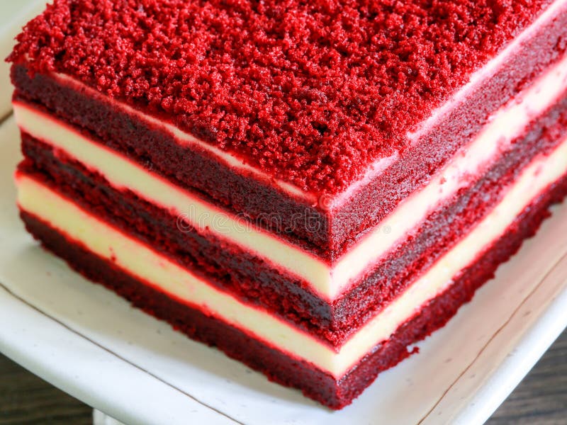 Roter Samtkuchen Der Nahaufnahme Stockfoto Bild Von Platte Feinschmecker 67819954