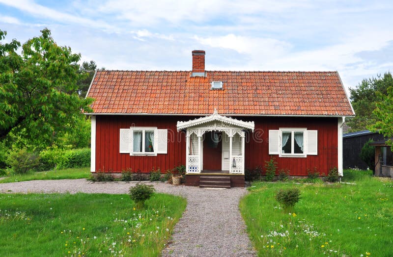 Rotes Häuschen lizenzfreies stockfoto Rotes Häuschen lizenzfreies stockfoto