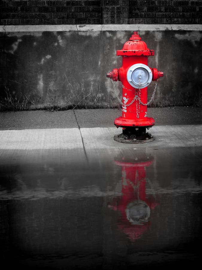 Rotes Wasser-Hydrant