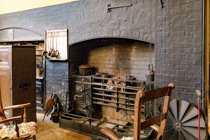 Rotisserie, casa de Charlecote, Warwickshire, Inglaterra imágenes de archivo libres de regalías Rotisserie, casa de Charlecote, Warwickshire, Inglaterra imágenes de archivo libres de regalías