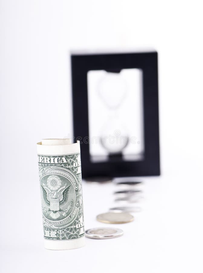 Rotolato un dollaro Bill On Focus fotografia stock Rotolato un dollaro Bill On Focus fotografia stock