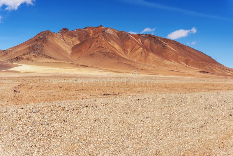 Rots en zandvormingen in de Atacama-woestijn royalty-vrije stock foto's