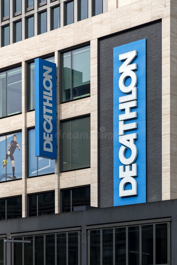 Decathlon Logo on the Facade of a Store in Madrid, Spain Editorial Photo -  Image of company, popular: 219320071