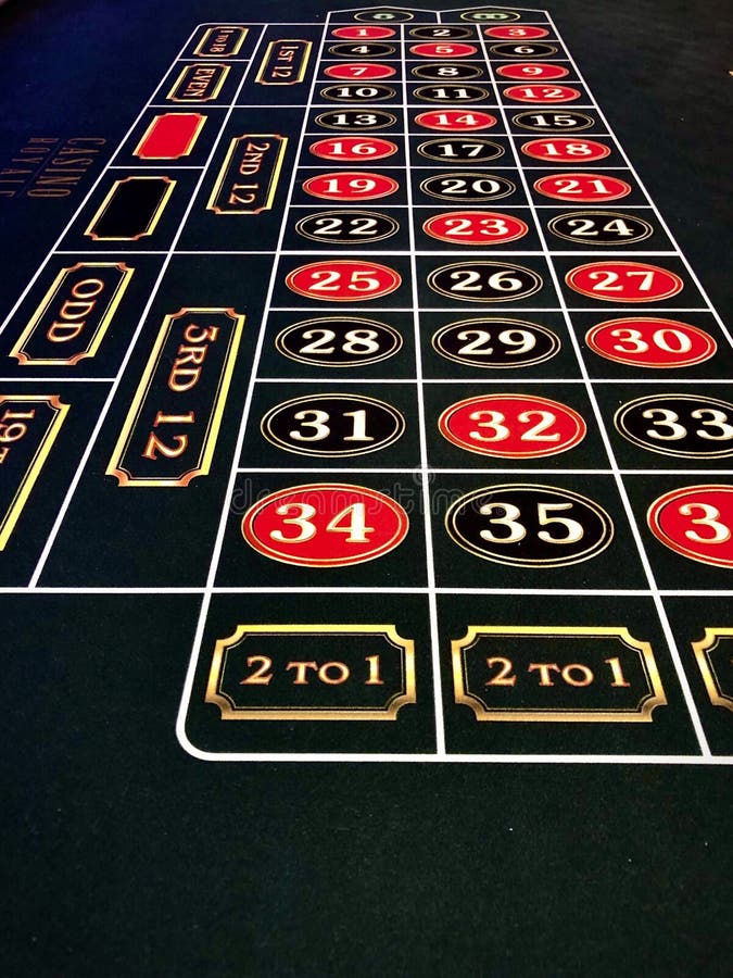 Empty roulette table editorial stock photo. Image of circle 167650588