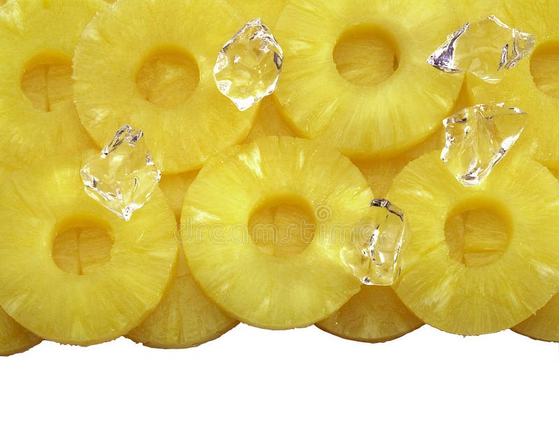 Round sliced pineapple