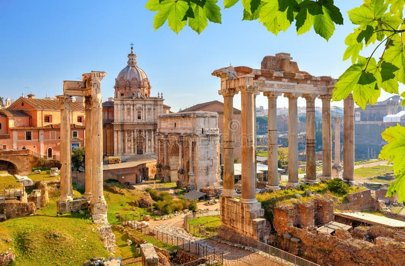 Rovine romane a Roma, tribuna immagini stock libere da diritti Rovine romane a Roma, tribuna immagini stock libere da diritti