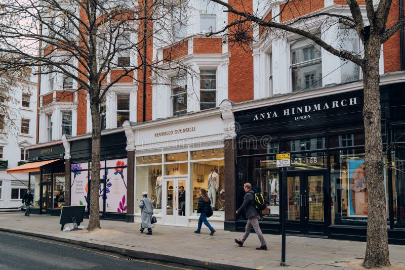 The Posh Stores Of Sloane Street High-Res Stock Photo - Getty Images