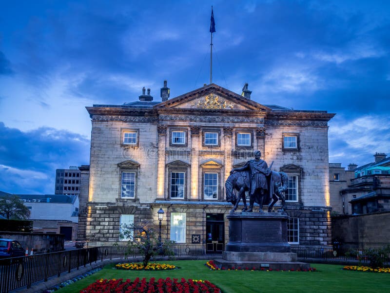 Royal Bank of Scotland Headquarters Editorial Photography - Image of