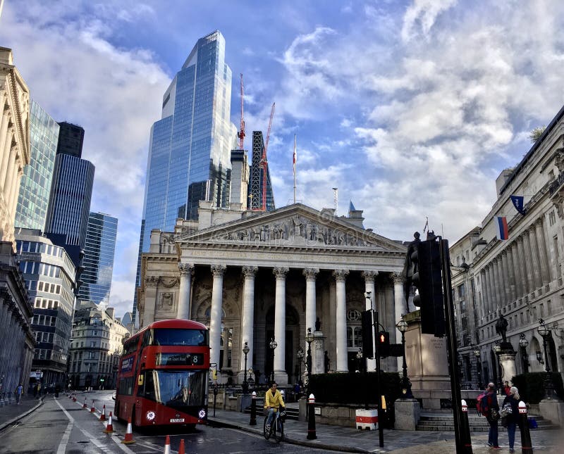 Royal Exchange, London editorial photo. Image of bank - 233499096