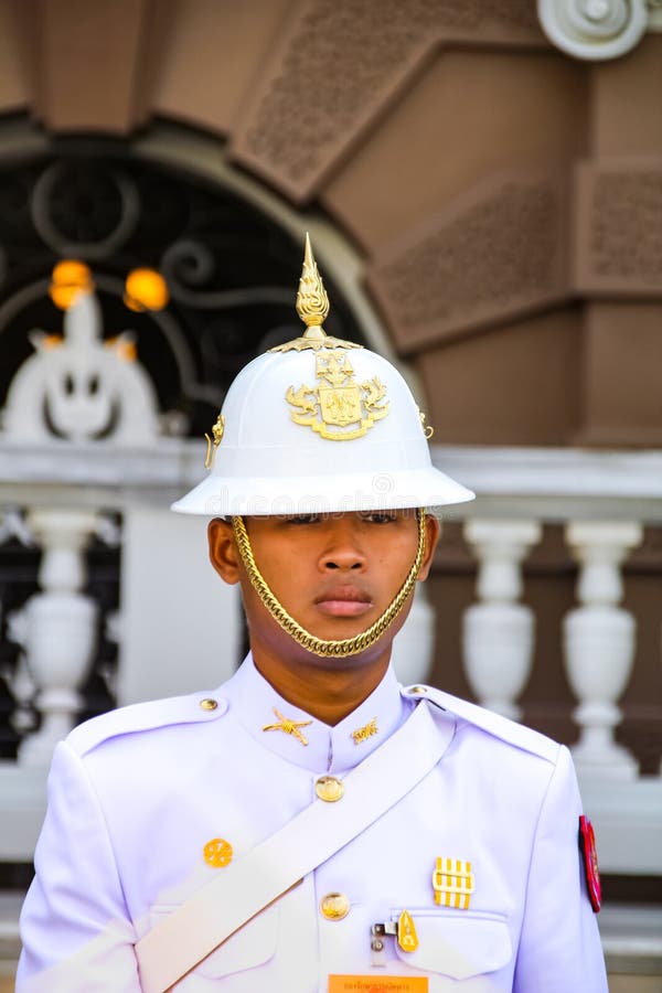 Royal Guard at Royal Palace in Bangkok, Thailand Editorial Stock Photo ...