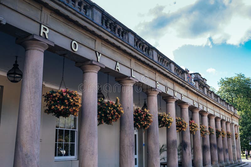 Royal lemington spa england 6 de setembro de 2021, cidade de beleza para passear e ver os olhos imagem de stock