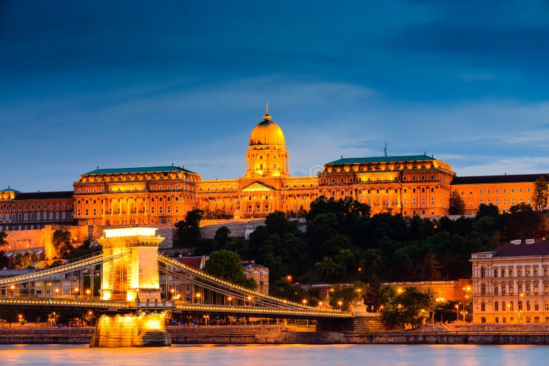 Royal Palace av Ungern royaltyfri bild