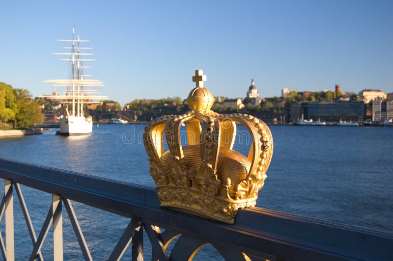 Royalty golden crown