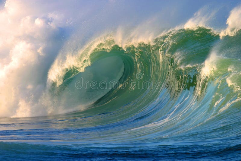 Rozbije się Hawaii bay waimea surfingu potężna fala