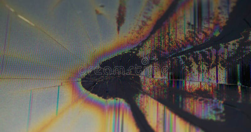 Rozmycie centrum pękniętego monitora lcd fotografia royalty free