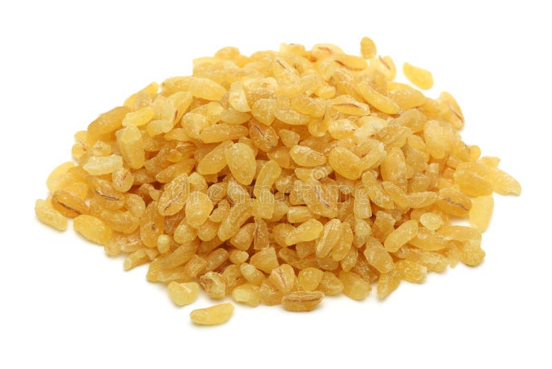 Rozsypisko bulgur adra odizolowywać na bielu fotografia stock Rozsypisko bulgur adra odizolowywać na bielu fotografia stock