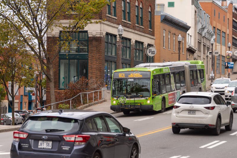 425 Bus Quebec Photos Free Royalty Free Stock Photos From Dreamstime