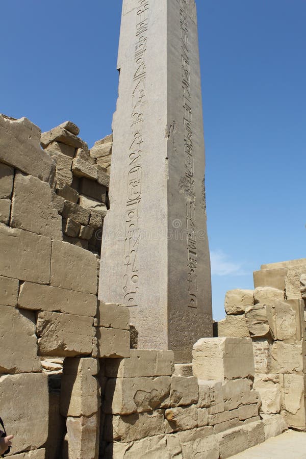 Ruína E Obelisco Do Templo De Karnak Em Luxor, Egito Foto de Stock