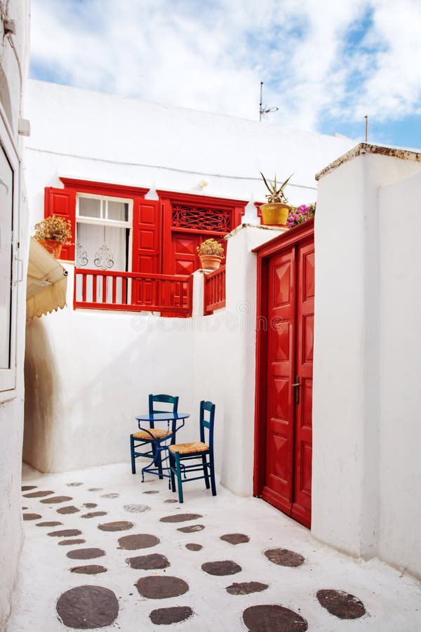 Rua em Mykonos, Grécia foto de stock Rua em Mykonos, Grécia foto de stock