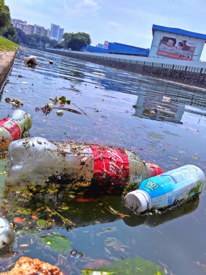 Rubbish in river royalty free stock photography Rubbish in river royalty free stock photography