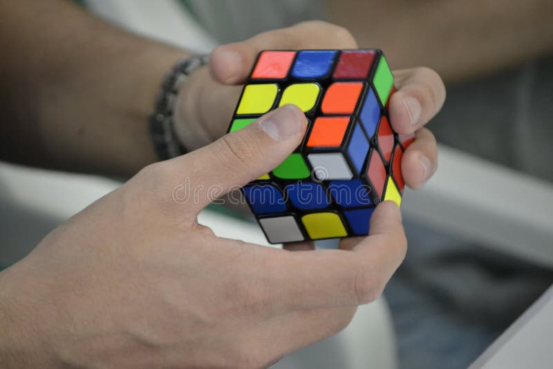 Speedcubing hi-res stock photography and images - Alamy