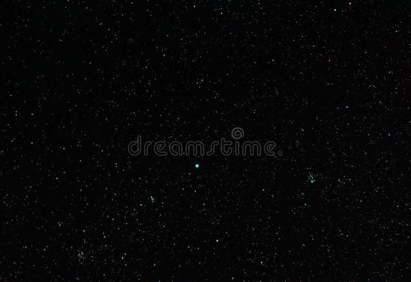 Ruchbah e conjuntos de estrela abertos fotografia de stock Ruchbah e conjuntos de estrela abertos fotografia de stock