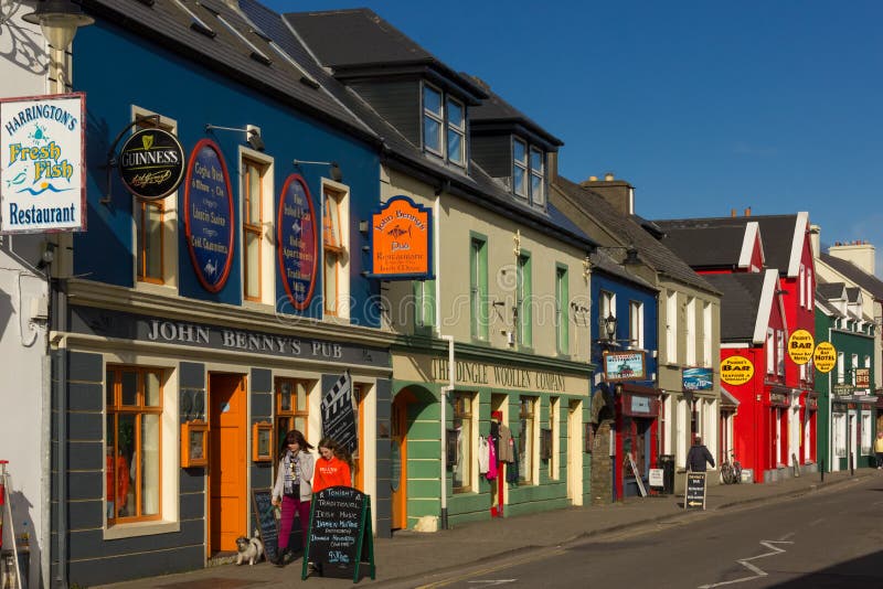 Rue de brin vallon l'irlande images libres de droits Rue de brin vallon l'irlande images libres de droits