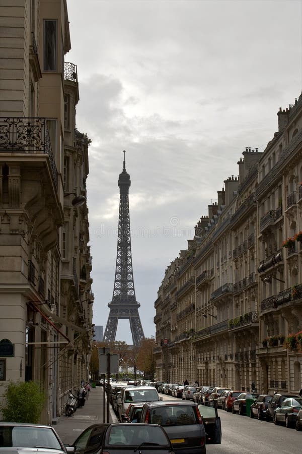 tour eiffel rue