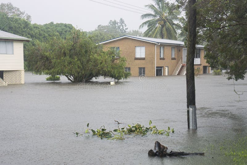 Rue inondée après le cyclone Debbie photo stock
