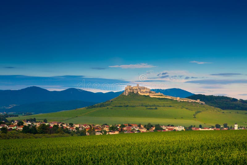 Letecký pohľad na Spišský hrad na Slovensku