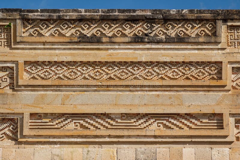 Ruinas de la ciudad Mitla de Zapotec de los pre-hispanos fotografía de archivo Ruinas de la ciudad Mitla de Zapotec de los pre-hispanos fotografía de archivo