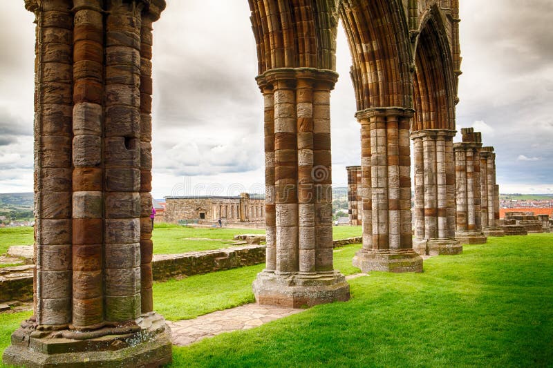 Ruinas de Whitby Abbey imagen de archivo libre de regalías Ruinas de Whitby Abbey imagen de archivo libre de regalías