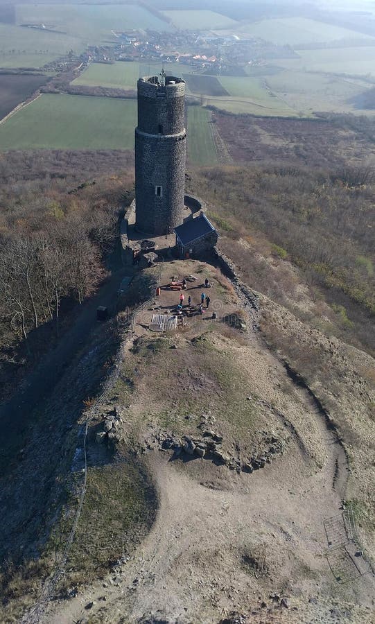 Ruine von Hazmburk in der Tschechischen Republik, altes Schloss stockfoto Ruine von Hazmburk in der Tschechischen Republik, altes Schloss stockfoto