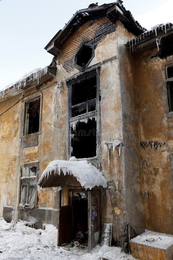 Ruined house stock image. Image of closed, mysterious 18709909